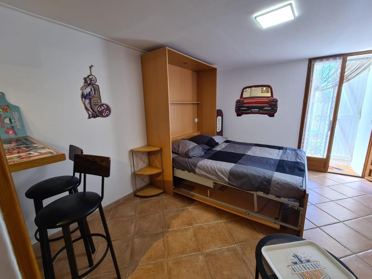Studio Vintage Carnoules  Luaran gambar